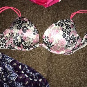 PINK push up bra size 32B